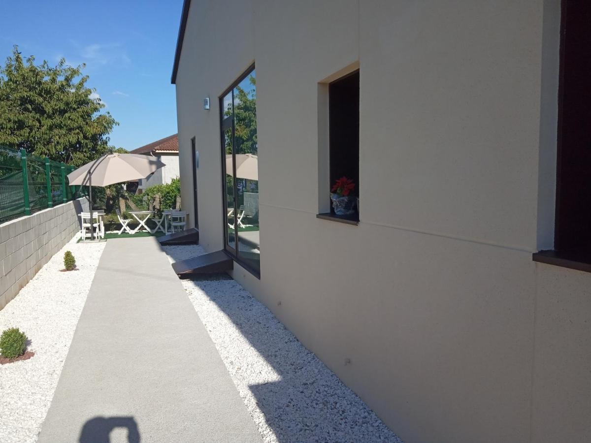 Guest House Clarevar  Tui Exterior foto